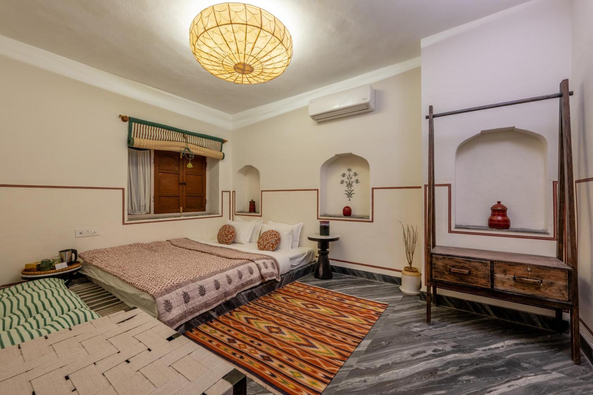 Hotel Sum Dźajpur Zewnętrze zdjęcie